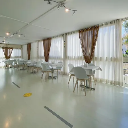 Hotel Sikania 3*