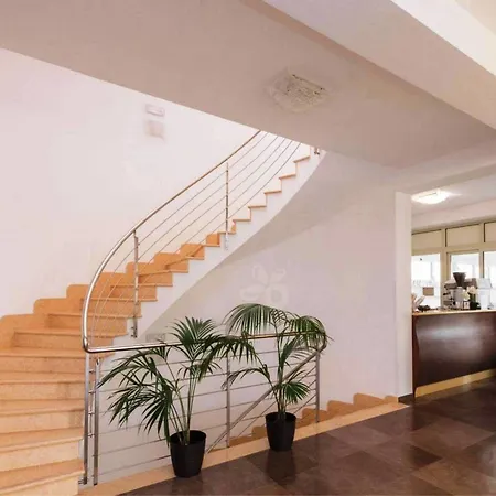 Sikania Hotel