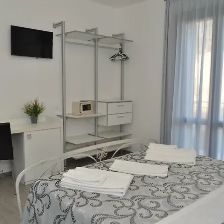 Sikania 3*