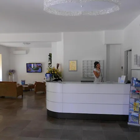 Sikania 호텔 산비토로카포